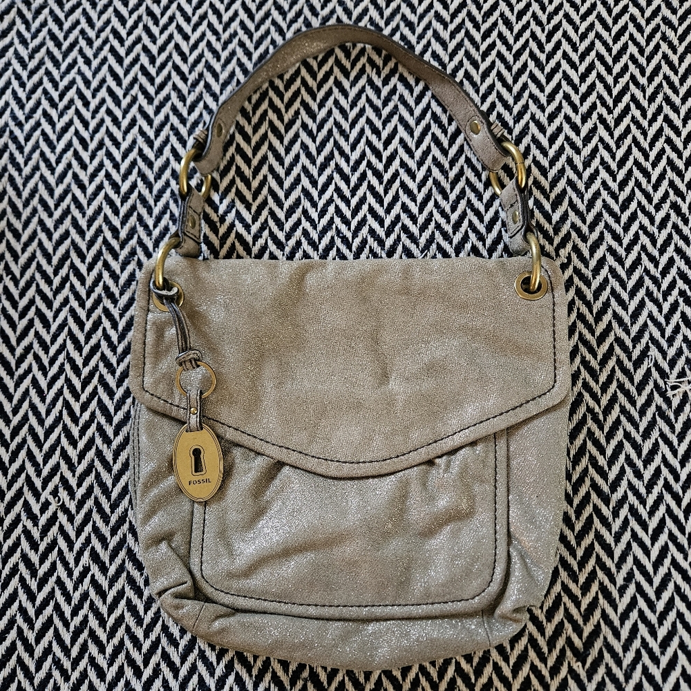 Fossil Leather Beige & Gold Glitter Slouchy Shoulder Bag w/ Golden Lock Pendant